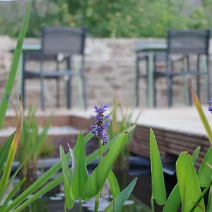 Maison Alfred Et Agatha Bed & Breakfast