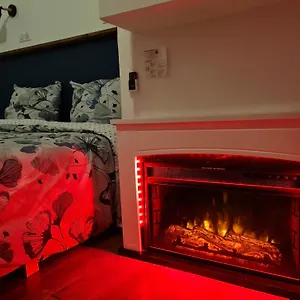 https://triplex-avec-vue-sur-place-du-centre-historique.midi-pyreneeshotels.com
