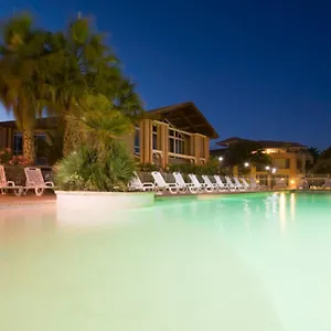 https://mercure-thalassa-port-frejus.fr-provencehotel.com